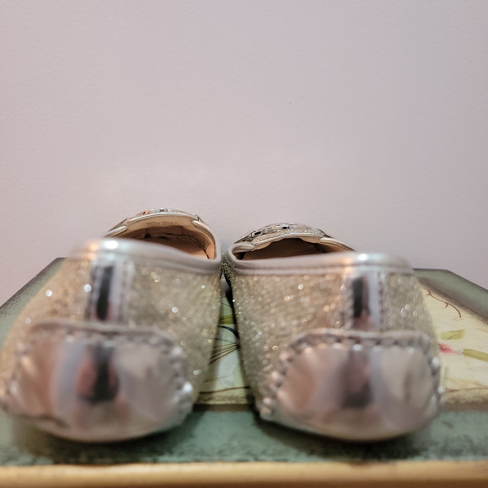 Michael Michael Kors Silver Metallic Leather Flats Size 7 - Picture 4 of 5